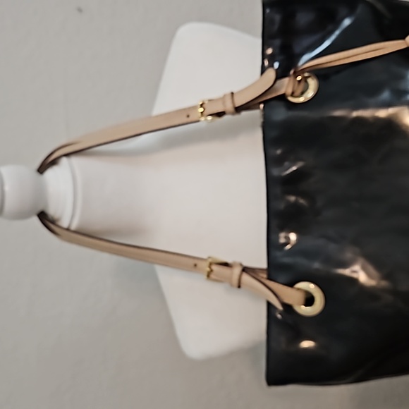 MICHAEL Michael Kors Jet Set Black Patent shoulder bag - Picture 4 of 14